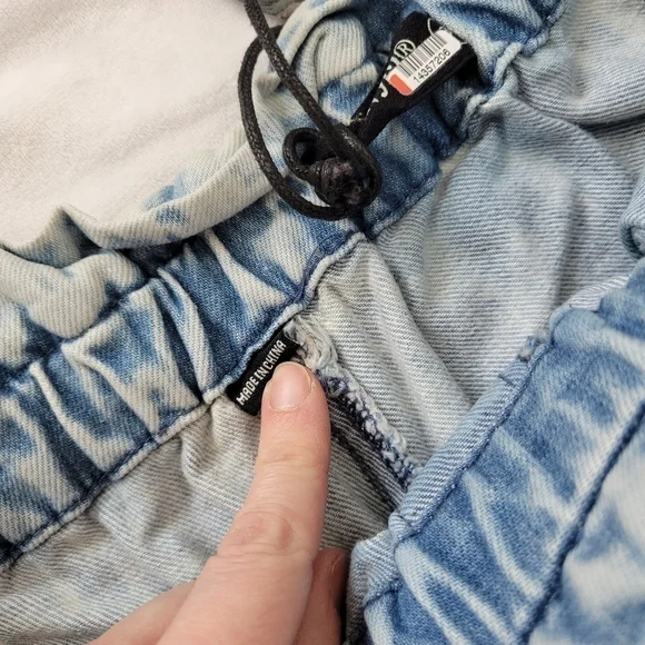 Blank NYC NWT Ribcage paperbag waist drawstring light acid wash jeans 30 - Picture 7 of 11